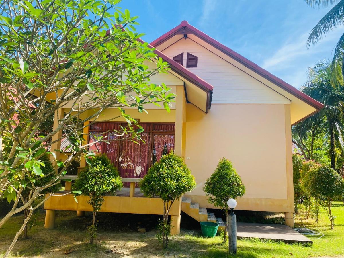 卡贝小屋度假村 象岛 外观 照片