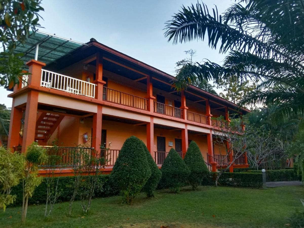 卡贝小屋度假村 象岛 外观 照片